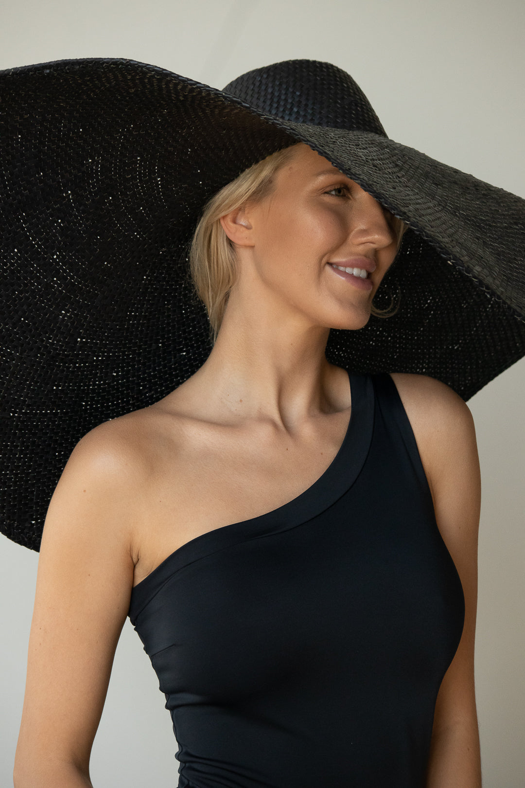 SLOW HAT BLACK