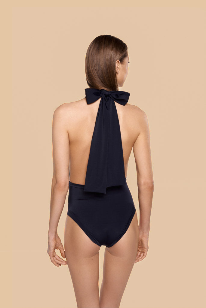 GILI BLACK