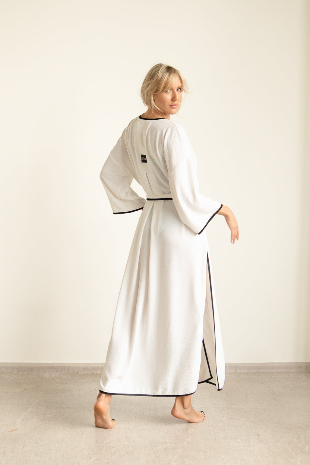 KIMONO WHITE