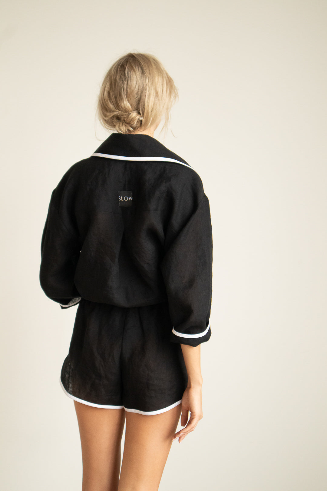 LINEN SHORTS BLACK