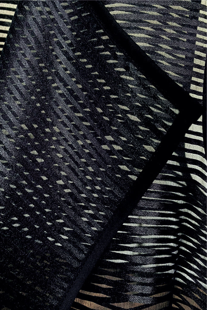 KLEITA “LINES”